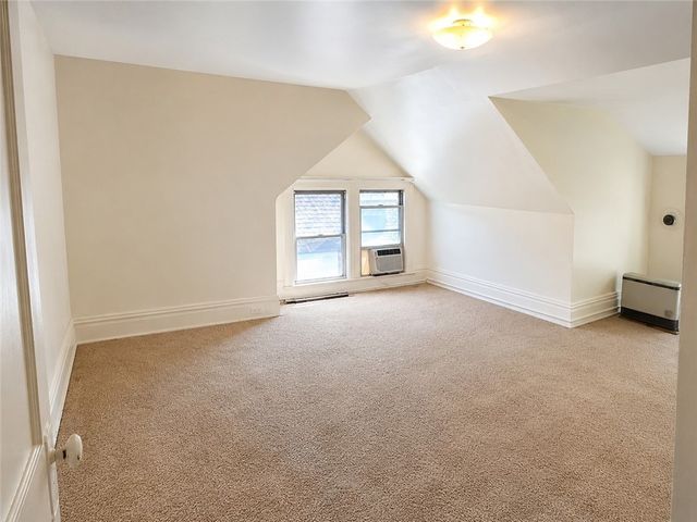 5862 Hobart St, Squirrel Hill, PA 15217