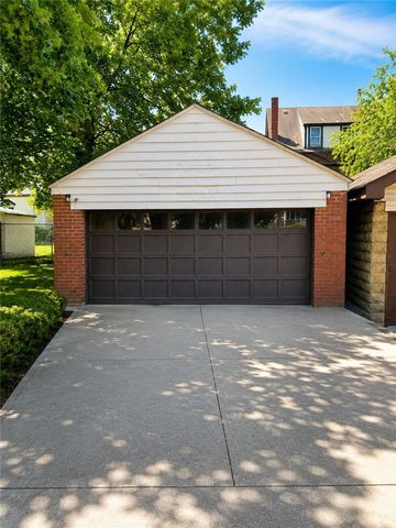 5862 Hobart St, Squirrel Hill, PA 15217