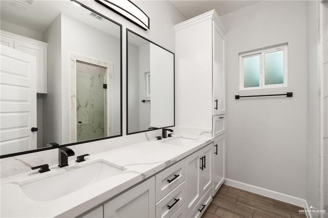 2330 Lindberg Avenue, Mcallen, TX 78501
