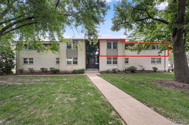 148 Cumberland Park Court E, Ballwin, MO 63011