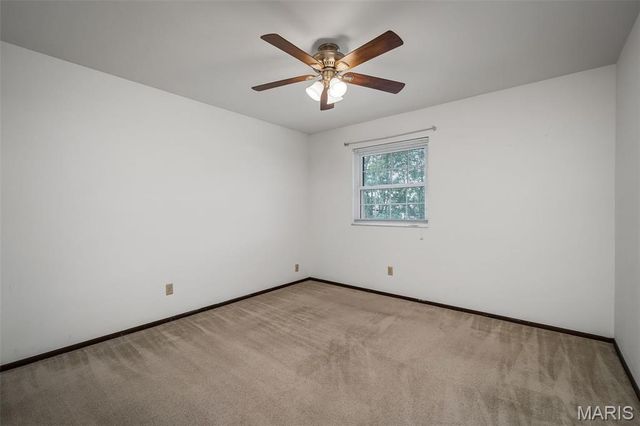 148 Cumberland Park Court E, Ballwin, MO 63011