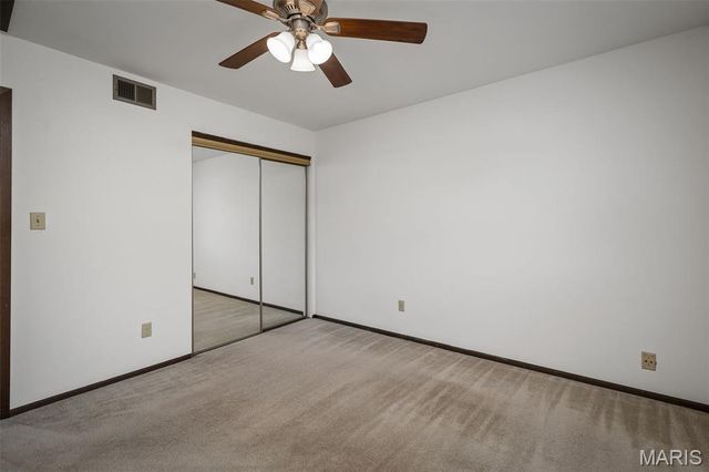 148 Cumberland Park Court E, Ballwin, MO 63011