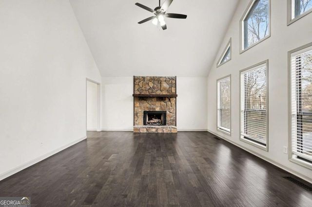 1723 Hickory Grove Trail NW, Acworth, GA 30102