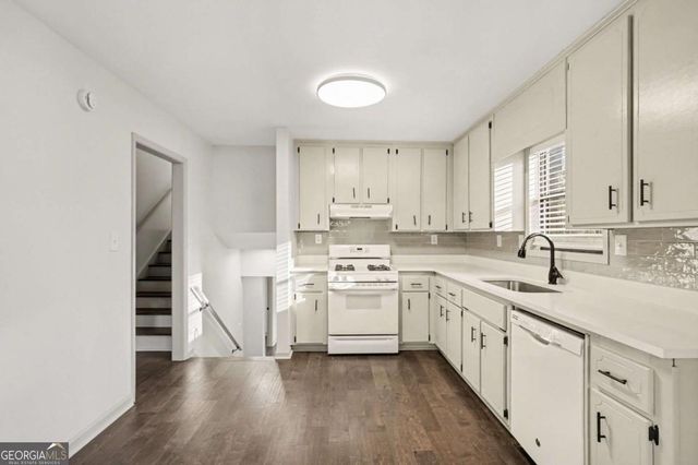 1723 Hickory Grove Trail NW, Acworth, GA 30102