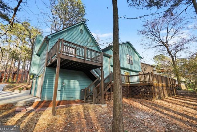 1723 Hickory Grove Trail NW, Acworth, GA 30102