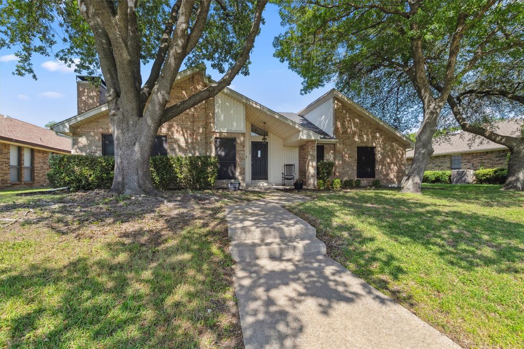 1209 Foxboro Lane, Mesquite, TX 75150