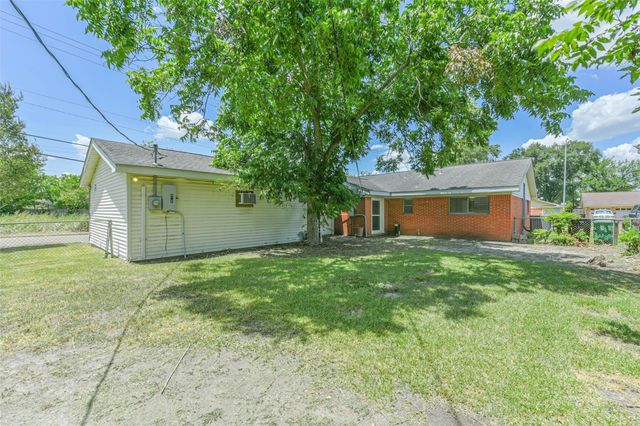 12002 Palmcroft Street, Houston, TX 77034