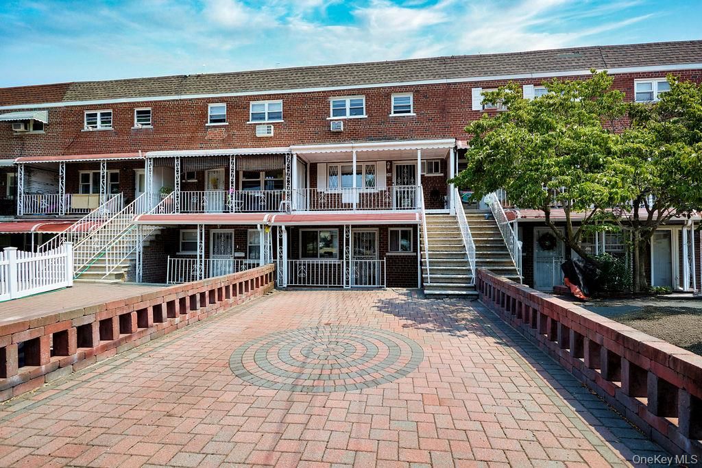 268 Throggs Neck Boulevard, Bronx, NY 10465 — exterior