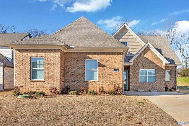121 Fairways Pass, Meridianville, AL 35759
