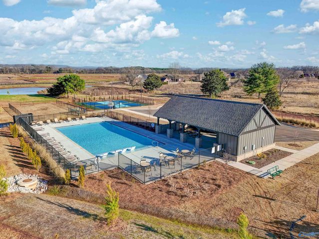 121 Fairways Pass, Meridianville, AL 35759