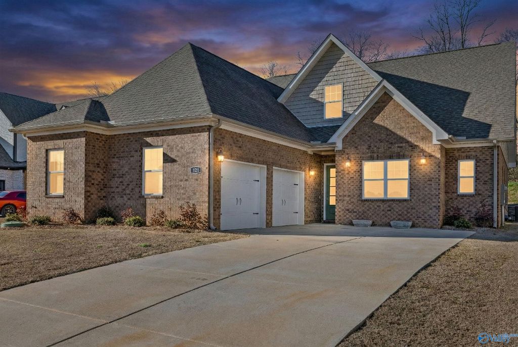 121 Fairways Pass, Meridianville, AL 35759