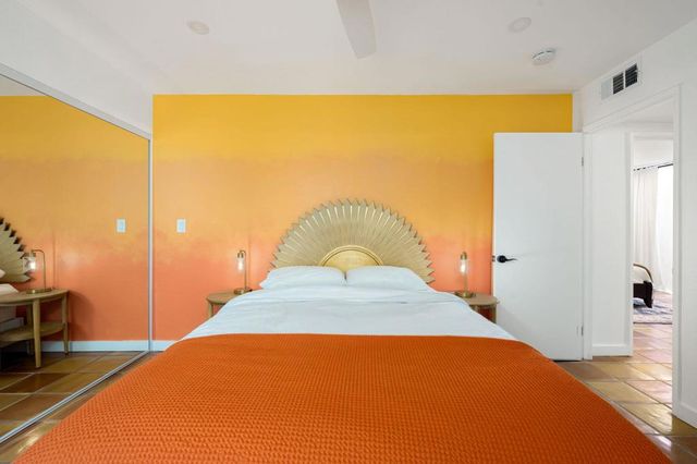 298 San Vincente Circle, Palm Desert, CA 92260