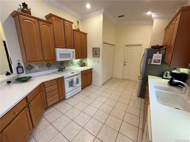 1802 W SHANELLE PATH, Lecanto, FL 34461