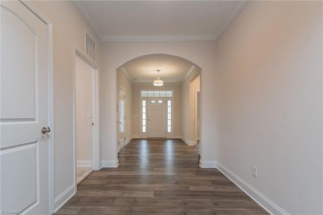 403 Freemont Drive, Thomasville, NC 27370