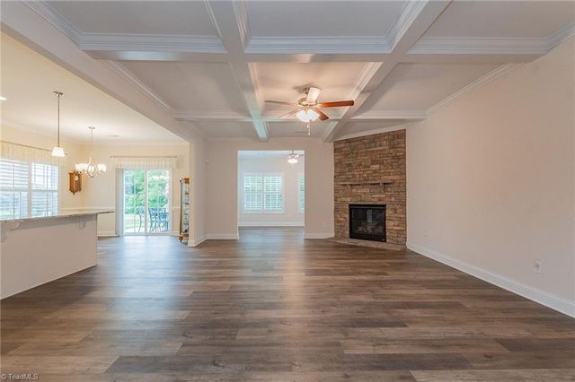 403 Freemont Drive, Thomasville, NC 27370