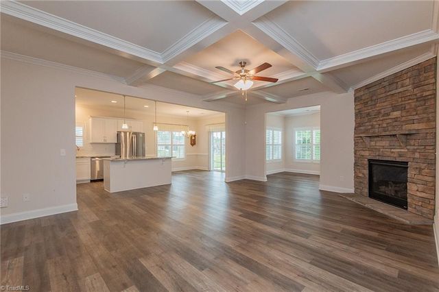 403 Freemont Drive, Thomasville, NC 27370