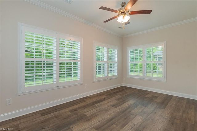 403 Freemont Drive, Thomasville, NC 27370