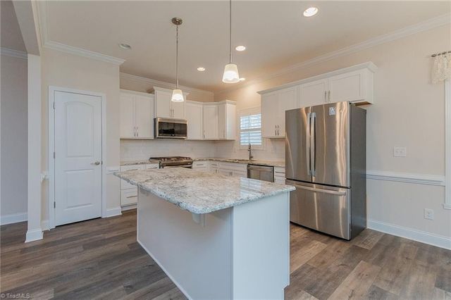 403 Freemont Drive, Thomasville, NC 27370
