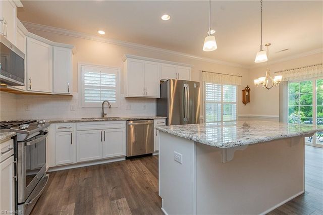 403 Freemont Drive, Thomasville, NC 27370
