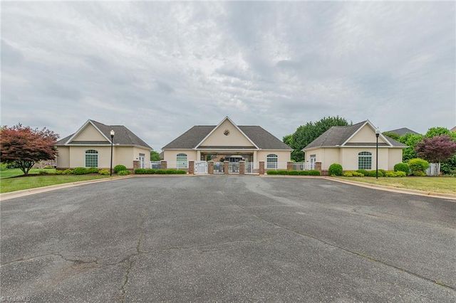 403 Freemont Drive, Thomasville, NC 27370