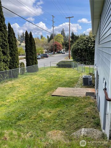 652 ADELE Avenue, Bremerton, WA 98312