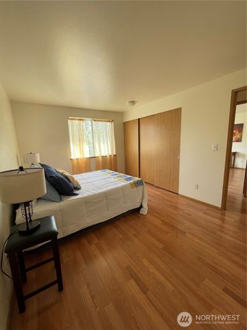 652 ADELE Avenue, Bremerton, WA 98312