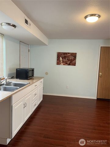652 ADELE Avenue, Bremerton, WA 98312