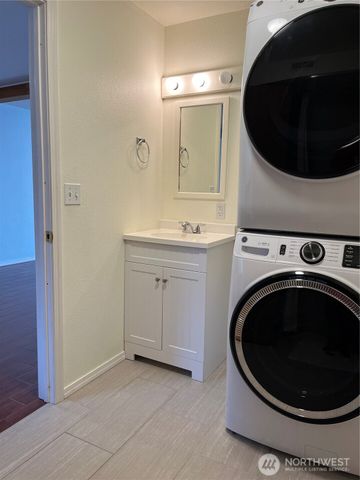 652 ADELE Avenue, Bremerton, WA 98312