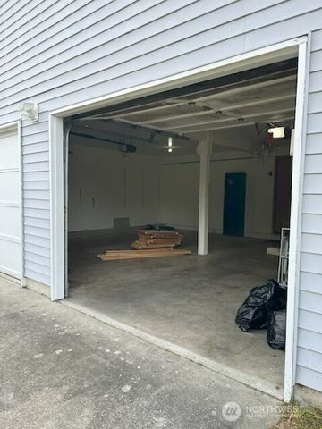 652 ADELE Avenue, Bremerton, WA 98312