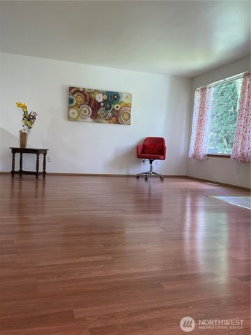 652 ADELE Avenue, Bremerton, WA 98312