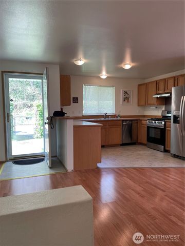 652 ADELE Avenue, Bremerton, WA 98312
