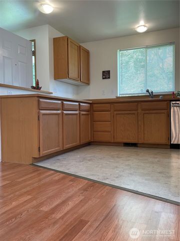 652 ADELE Avenue, Bremerton, WA 98312