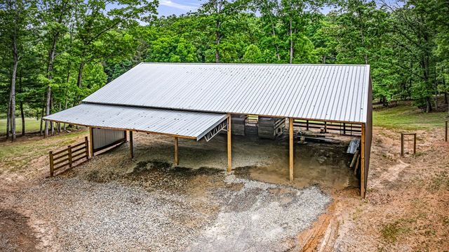 135 Adams Farm Drive, Blairsville, GA 30512