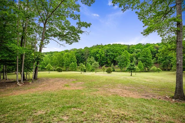 135 Adams Farm Drive, Blairsville, GA 30512