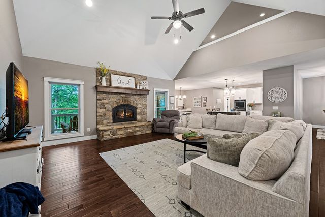 135 Adams Farm Drive, Blairsville, GA 30512