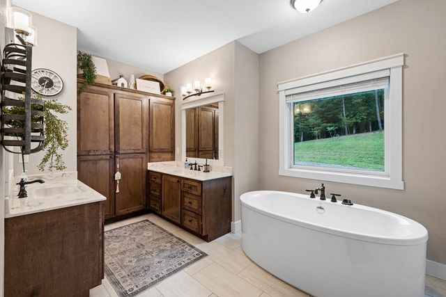 135 Adams Farm Drive, Blairsville, GA 30512