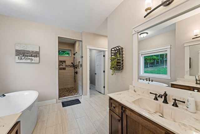 135 Adams Farm Drive, Blairsville, GA 30512