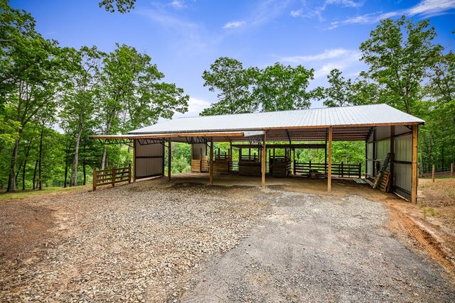 135 Adams Farm Drive, Blairsville, GA 30512
