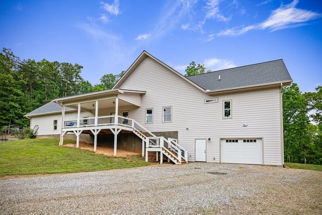 135 Adams Farm Drive, Blairsville, GA 30512