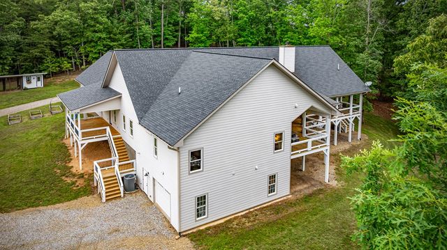 135 Adams Farm Drive, Blairsville, GA 30512