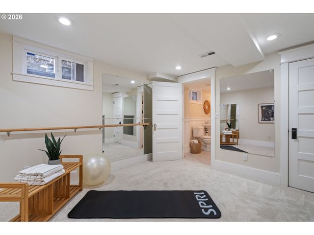 316 Ne 44TH Ave, Portland, OR 97213