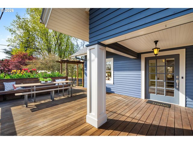 316 Ne 44TH Ave, Portland, OR 97213