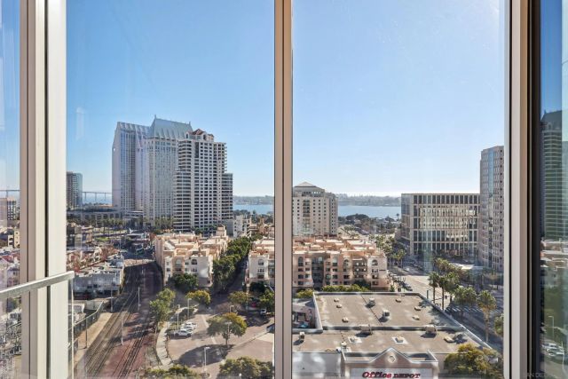 888 W E St 1504, San Diego, CA 92101