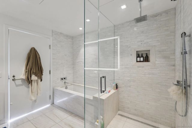 888 W E St 1504, San Diego, CA 92101