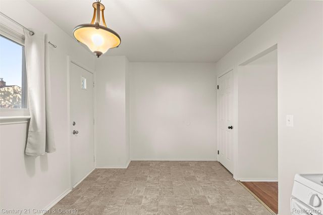 9606 Cornell, Taylor, MI 48180