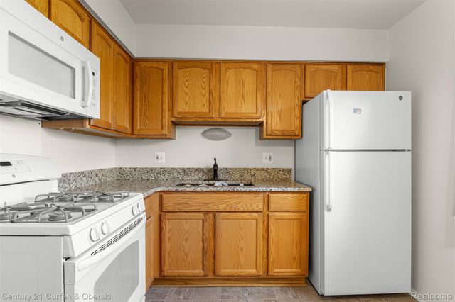 9606 Cornell, Taylor, MI 48180