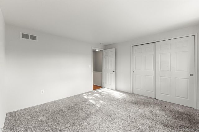 9606 Cornell, Taylor, MI 48180