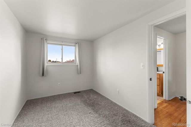 9606 Cornell, Taylor, MI 48180