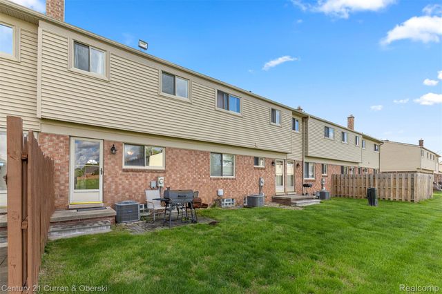 9606 Cornell, Taylor, MI 48180