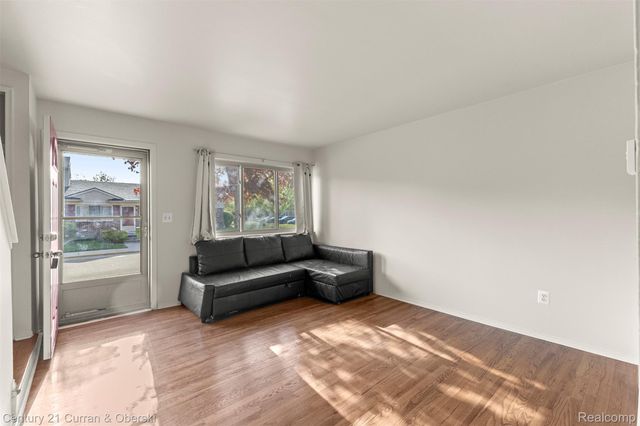 9606 Cornell, Taylor, MI 48180